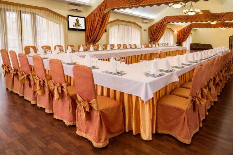 Банкет, зал, Дніпро, оренда, Хутір, банкетних, корпоративи, дні, народження, свята, заходи, весілля, ювілеї, урочистості